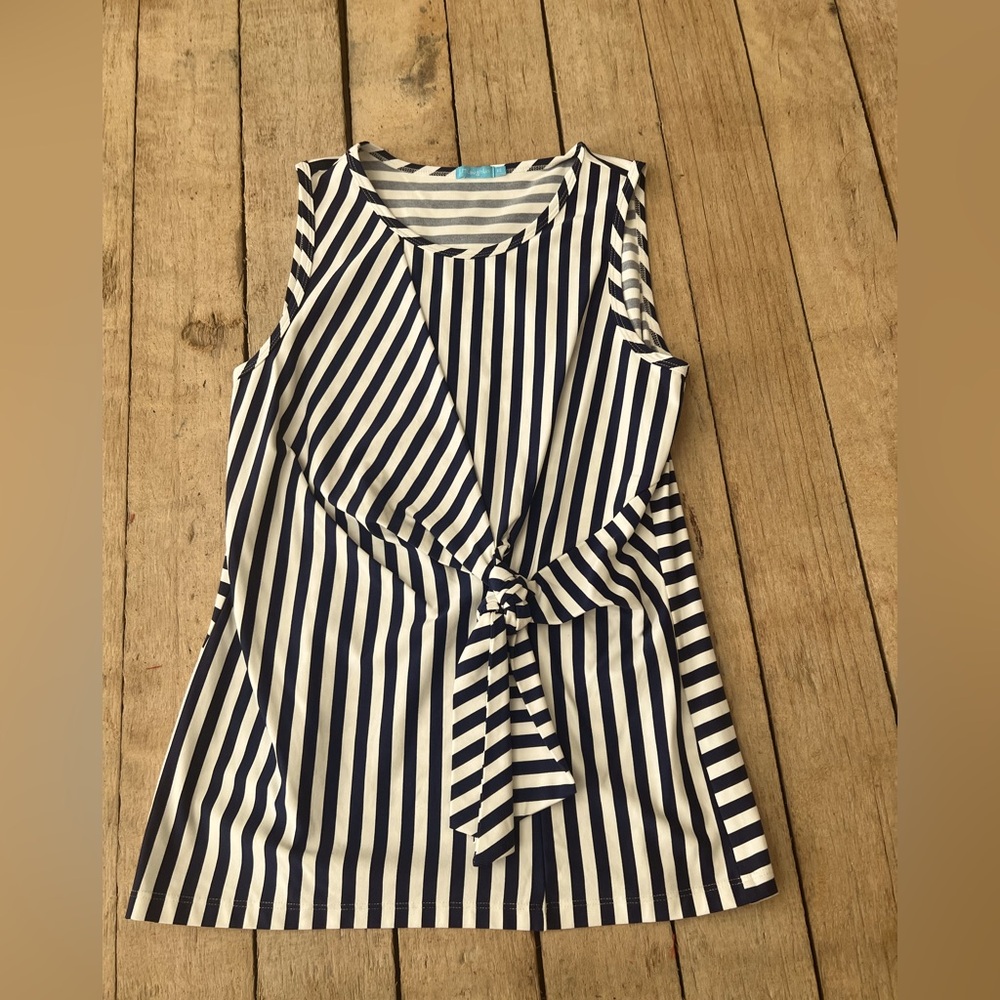 Cute Sleeveless Top with Tie Front